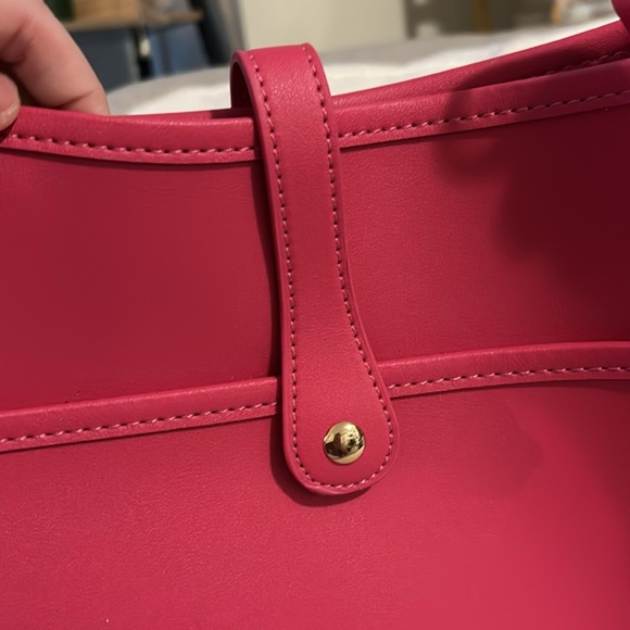 Strapless pink purse, ready to go! - Picture 2 of 3